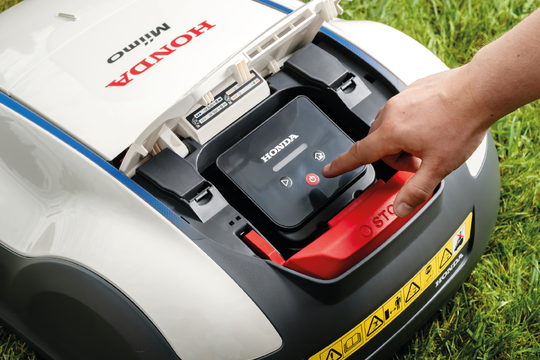 Li-ion 22,2V – 5,20 Ah – Maaitijd: 90 min – Laadtijd: 90 min